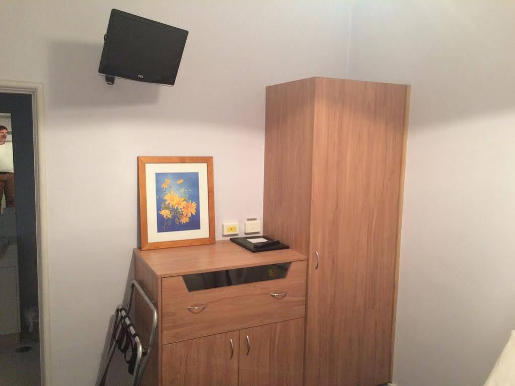 สตาร์ บาร์ คาเฟ แอนด์ โรงแรม ลอนเชสตัน ภายนอก รูปภาพ